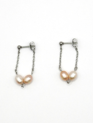 Kolczyki łańcuszkowe z naturalnymi łososiowymi perłami