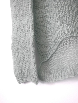 Sweter chmurka z dłuższymi rękawami w kolorze jasnej mięty 100% Alpaka