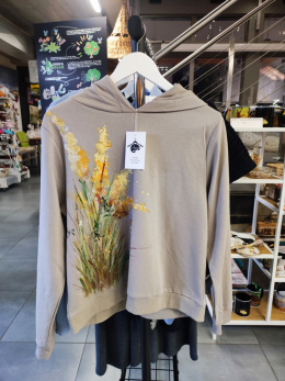 Beżowa bluza z kwiatami łąkowymi