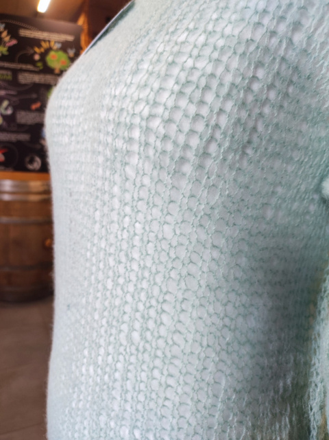 Sweter chmurka z dłuższymi rękawami w kolorze jasnej mięty 100% Alpaka