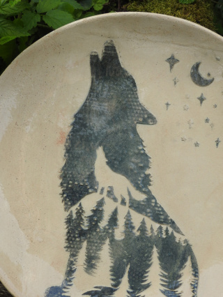 Patera ceramiczna z wilkiem beż 1