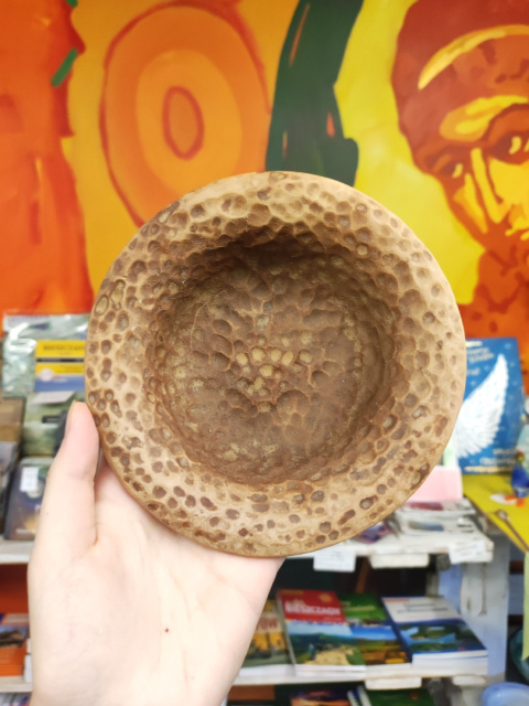 Miska ceramiczna mała surowa z fakturą Miska ceramiczna mała surowa z fakturą